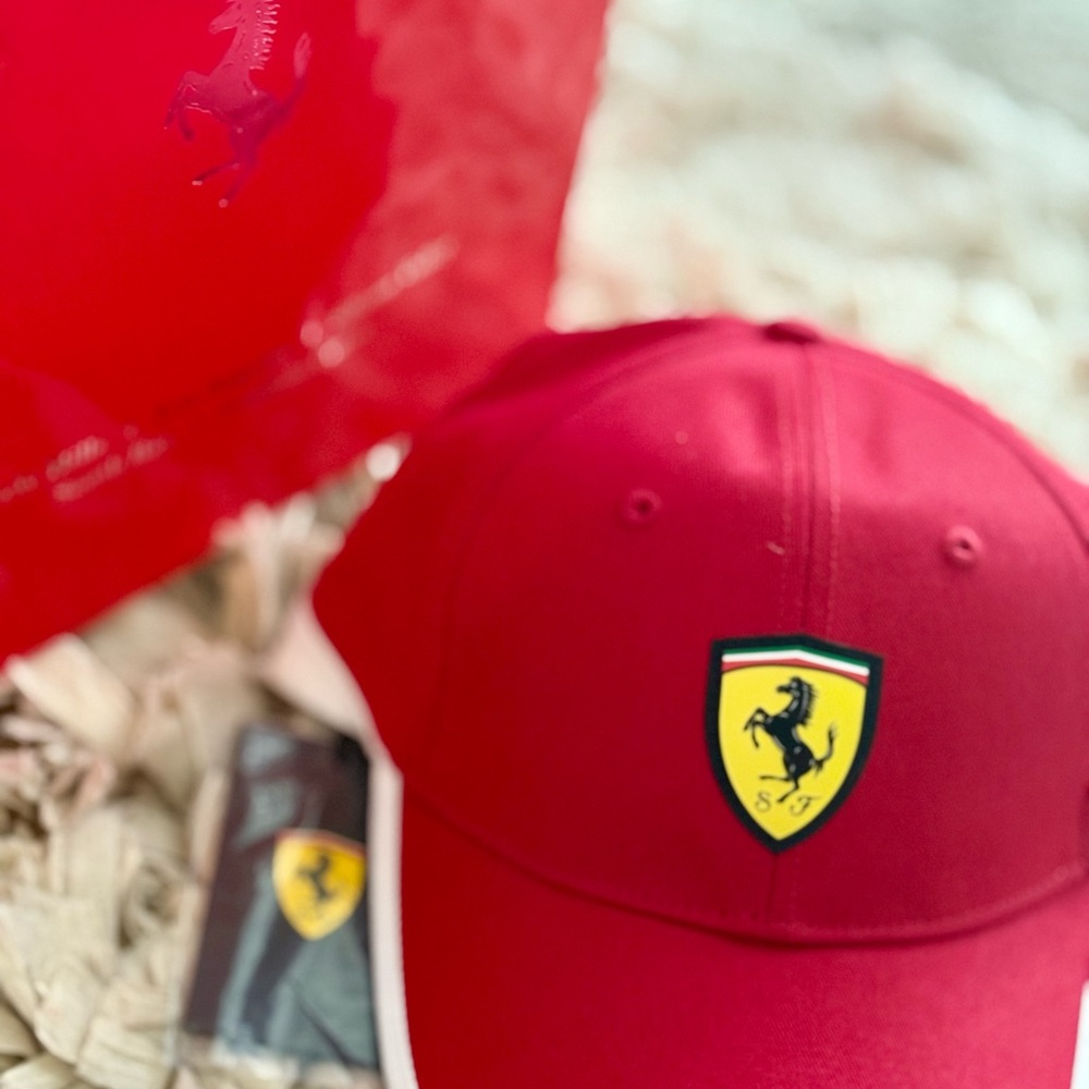 Ferrari Iconic Red Hat - Picture 10 of 10